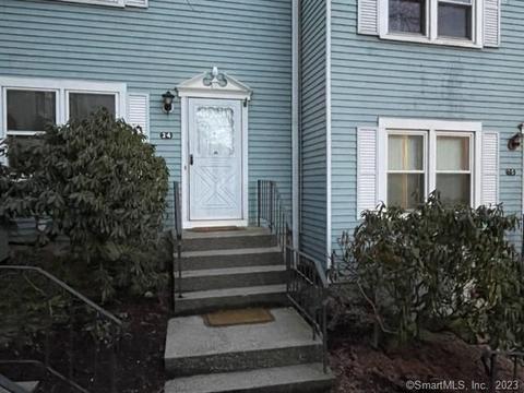 55 Mill Plain Rd #2-4, Danbury, CT 06811