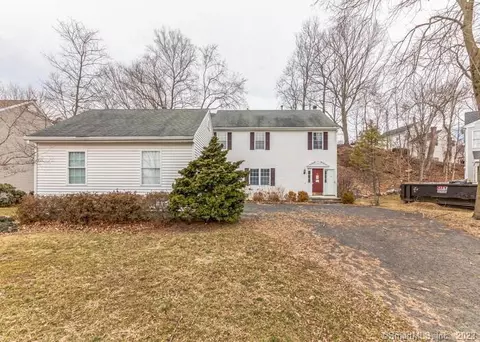 4 Cherry Hill Cir, Monroe, CT 06468 photo 1