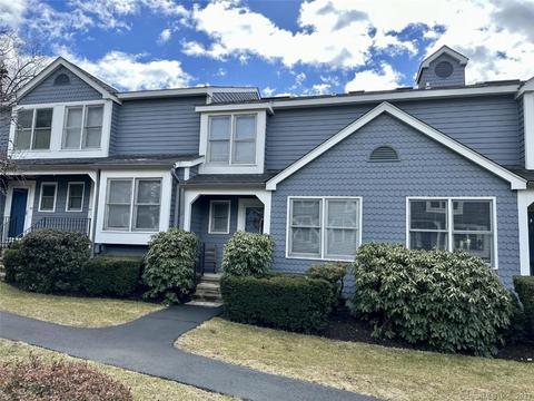 110 Fawn Ridge Ln #110, Norwalk, CT 06851