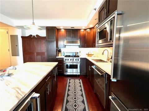 1 Broad St #10B, Stamford, CT 06901