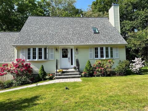 77 Putting Green Ln, Prospect, CT 06712