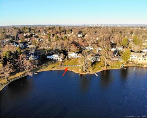 31 Waterside Ln, West Hartford, CT 06107