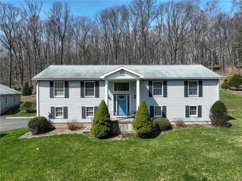 50 Lake Rd, Middlefield, CT 06455