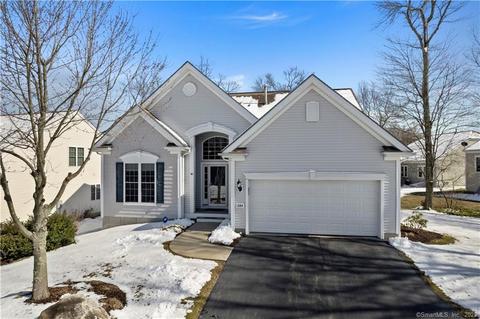 504 Traditions North Ct #504, Oxford, CT 06478
