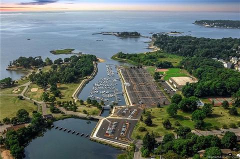 637 Cove Rd #A14, Stamford, CT 06902