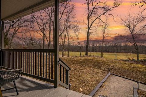10 Davis Rd, Chaplin, CT 06235