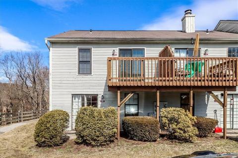 55 Aspetuck Vlg #55, New Milford, CT 06776