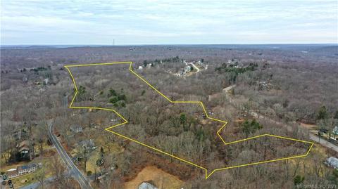 970 Old Colchester Rd, Montville, CT 06370