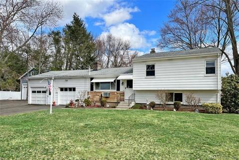 528 Pool Rd, North Haven, CT 06473
