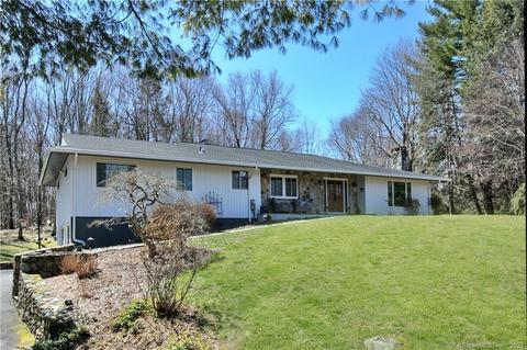 665 Silvermine Rd, New Canaan, CT 06840