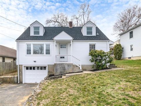 24 Cantwell Ave, Stamford, CT 06905