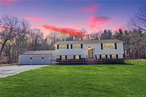 9 Blue Trail Dr, Prospect, CT 06712