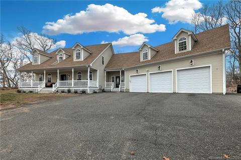 10 Fawn Hill Rd, Beacon Falls, CT 06403