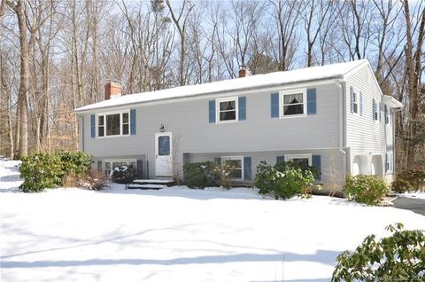 15 Walnut Dr, Marlborough, CT 06447