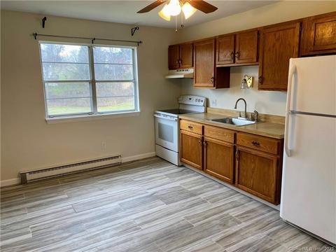 60 Belair Dr #60, New Milford, CT 06776