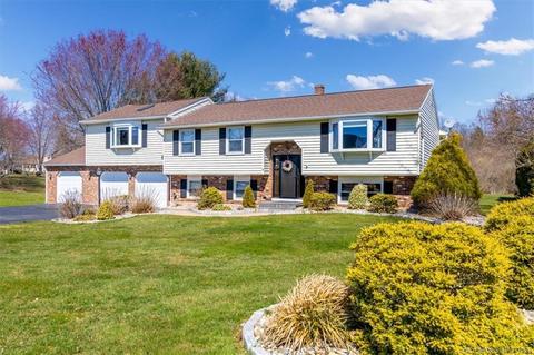 4 Country Way, Wallingford, CT 06492