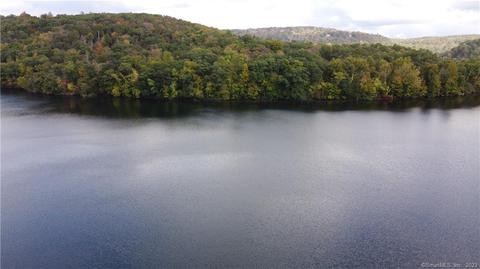 107 Forest Dr, Newtown, CT 06482