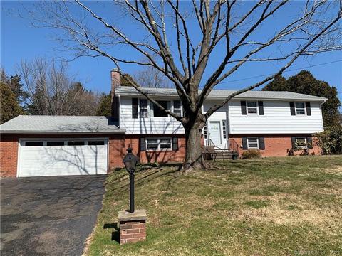 155 Howard Dr, Hamden, CT 06514