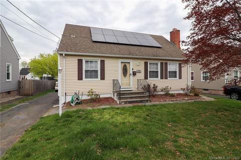 21 Dwight Pl, East Haven, CT 06512