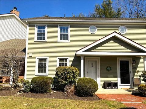 1 E Hayestown Rd #57, Danbury, CT 06811
