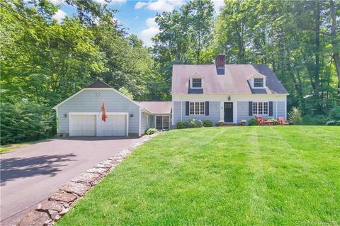 21 10 Acre Ln, West Hartford, CT 06107