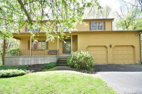 52 Tall Timbers Dr, Farmington, CT 06032