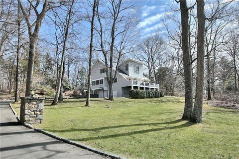 52 Ridge Rd, Weston, CT 06883