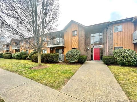 33 Riverview Dr #33, Bridgeport, CT 06606
