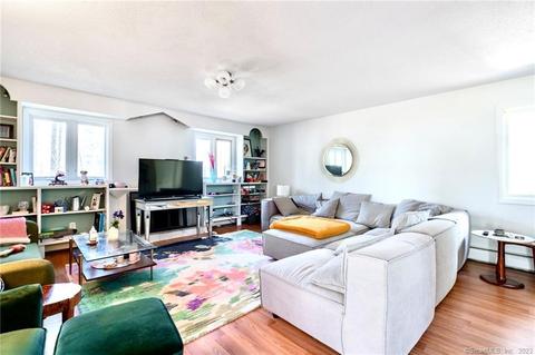 6 Talcott Ridge Rd #B, Farmington, CT 06032