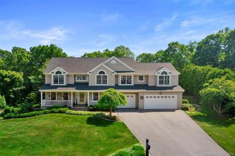 31 Deveron Dr, Madison, CT 06443