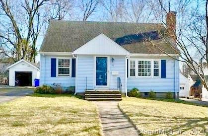 93 Fennbrook Rd, West Hartford, CT 06119
