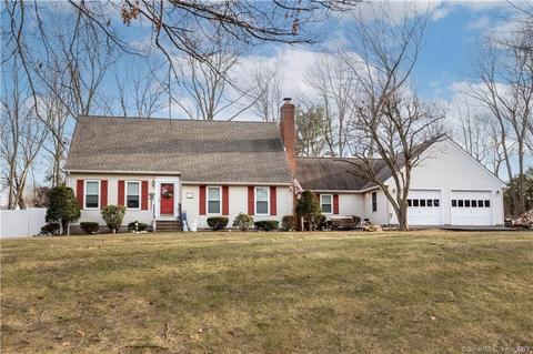 60 Saddle Rd, Wolcott, CT 06716