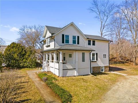 79 Rope Ferry Rd, Waterford, CT 06385