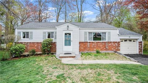 81 Amherst Pl, Stamford, CT 06902