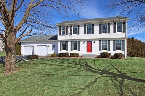101 Quail Run Rd, Suffield, CT 06078