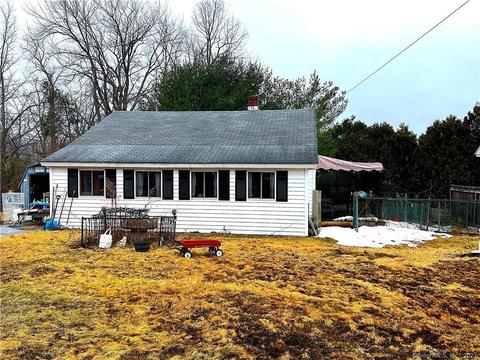 153 E Lake St, Winchester, CT 06098