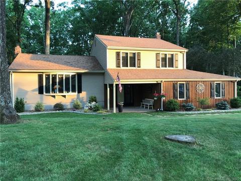 66 Joan Cir, Manchester, CT 06040