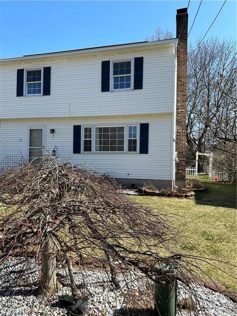15 Oakland Ter, Manchester, CT 06042