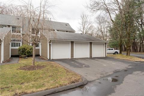 126 Hopmeadow St #7G, Weatogue, CT 06089