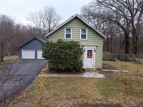 37 Chesterfield Rd, East Lyme, CT 06333