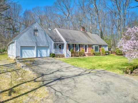 755 Green Hill Rd, Madison, CT 06443
