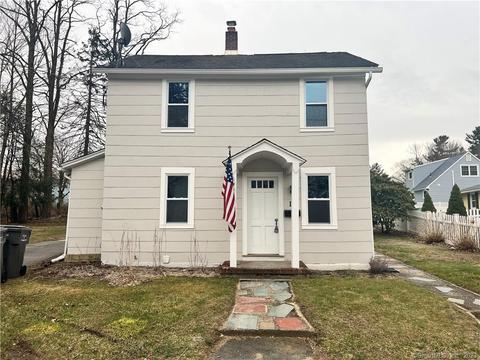 16 Sheffield Ln, Naugatuck, CT 06770