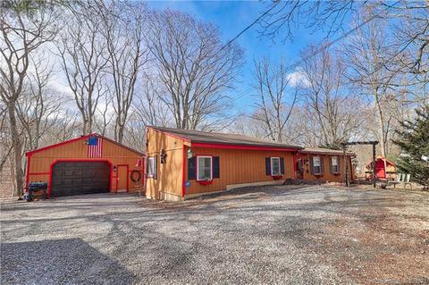 164 County Rd, Wolcott, CT 06716