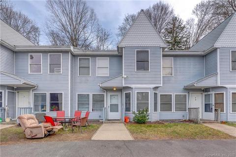 115 Brooklyn St #E, Vernon, CT 06066