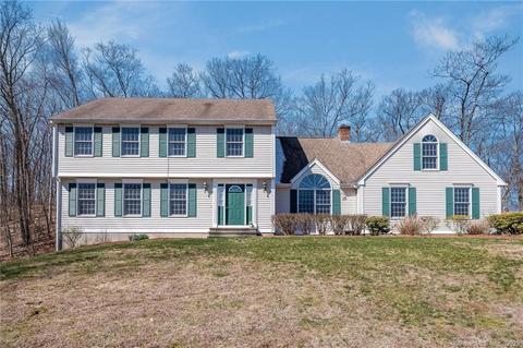 25 Summit Ln, Madison, CT 06443