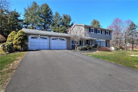 12 Cold Spring Dr, New Fairfield, CT 06812