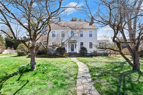 21 Oldfield Rd, Fairfield, CT 06824
