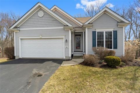 608 Birdie Dr #608, Oxford, CT 06478