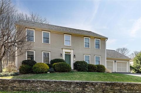11 Hillview Ln, Woodbury, CT 06798