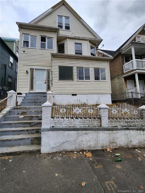 146 Chestnut Ave, Waterbury, CT 06710